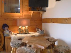 Cosy, 3 pièces au centre, animaux admis, parking - FR-1-629-89