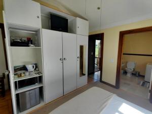 Swiss Cottage Guest House