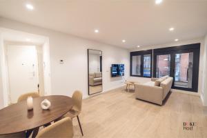 Castilla Luxury 1C Apartment