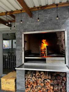 House King Fischer Close