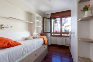 LAMERAGANE, en el centro histórico junto al parque