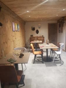 Maisons d'hotes Aux fermes de la Croix, Maison d'hotes, Spa : photos des chambres