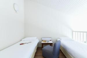 Hotels Hotel Logis Lacotel : photos des chambres