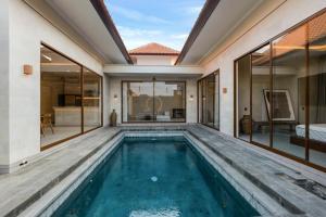 The R Villa Talang, brandnew, near beach, Sunset