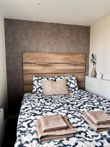 Moderni yksiö parvekkeella,, erinomainen sijainti