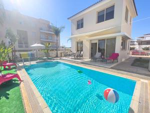 Villa Anna Maria, Kapparis - 4hvězdičkové hotely ve městě Paralimni
