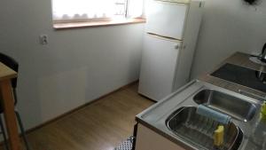 FEIDUM quarters flat