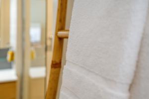 Hotels Hotel Logis Lacotel : photos des chambres