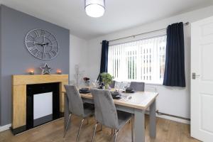 3 Bedroom Home with Private Driveway