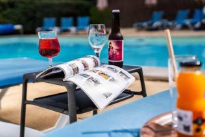 Hotels Hotel Logis Lacotel : photos des chambres