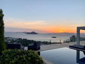 Villa Aylinda with private heated Pool