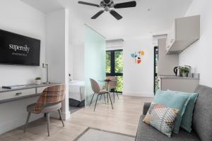 Q Square by Supercity Aparthotels