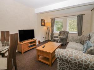 Apartment 4
