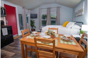 Downtown Accessible New 1BR1BA Cozy Studio