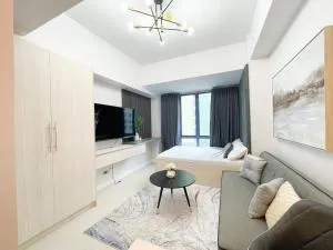 38 Park Avenue right in the heart of IT Park Cebu, 55 inches TV, wifi - Tabok