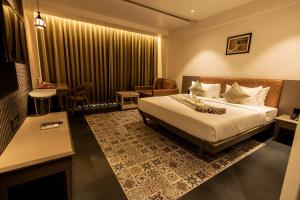 Krown Palace Resort