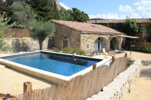Maisons de vacances Gite Les Oliviers : photos des chambres
