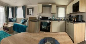 Sunflower Lodge, Lido Leisure Park, Knaresborough