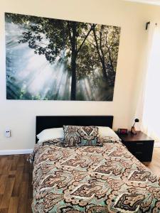 Victorian Charm Meets Echo Park Vibes: Timeless Bungalow Retreat