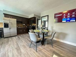 Sheridan Suites Apartments