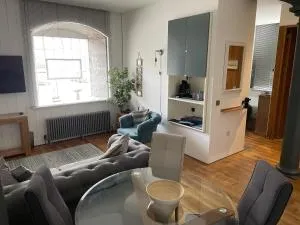 Cozy Coastal Apartment - 卡桑德