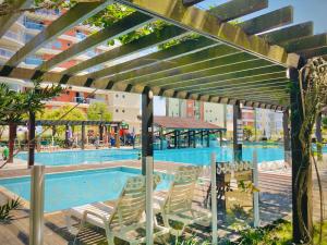 Condomínio Encantador - Beto Carrero - 3 quartos