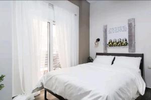 A comfortable small studio nearby Acropolis 1