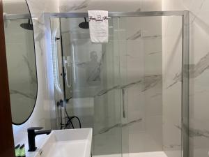 H. Pelayo Autocheck-In Suites con Jacuzzi