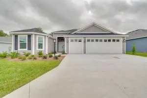 Pool Access and Screened Patio Home in The Villages - Leesburg