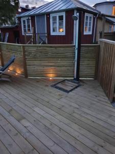 Central villa med extra allt. Pool, Bastu, Utekök