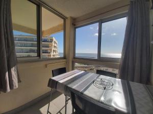 Appartements Spacieux et vue imprenable sur la mer : photos des chambres