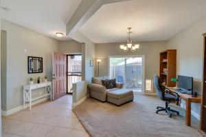 Mtn Views: Family-Friendly Gold Canyon Getaway!
