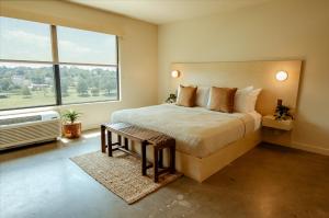 Single Room room in Brut Hotel