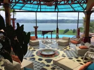 Lake Arenal Killer View Villa