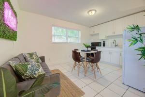 Boho 6, studio Near Air-Cruise Port & Beach