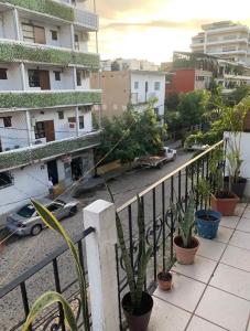 08 Habitación Independiente en Zona Romántica a solo 3 cuadras de la playa