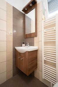 Holiday house with a parking space Zadar - 11744