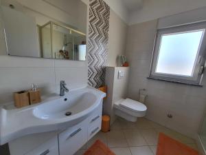 Apartments with parking space Njivice, Krk - 21695