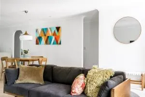 Baby Blue - 3 BR villa steps from Tallow Beach - Byron Bay