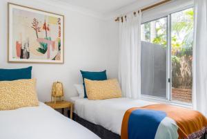 Baby Blue - 3 BR villa steps from Tallow Beach