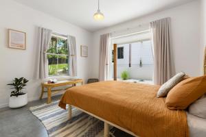 Casa Nomad - stylish 6 BR villa with pool & sauna