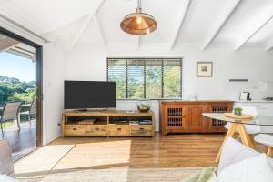 Twin Tallows - secluded couples retreat