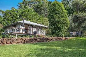 Twin Tallows - secluded couples retreat - Eureka