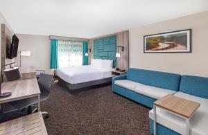 Deluxe King Room - Non-Smoking room in La Quinta Inn by Wyndham Pigeon Forge-Dollywood