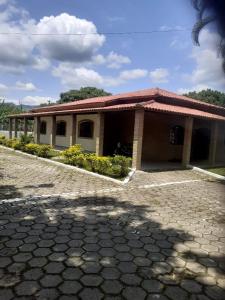 CHÁCARA PARA ROMEIROS- próximo ao santuário de nossa senhora