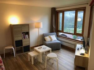 Studio 4 pers, balcon, proche centre Châtel - FR-1-676-47