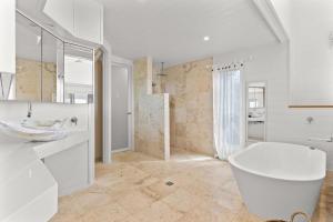 A Perfect Stay - The Beach House