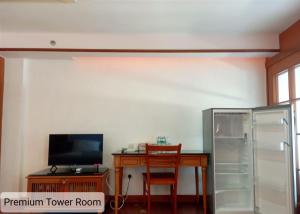 Alpine LXPD Premium Tower Room