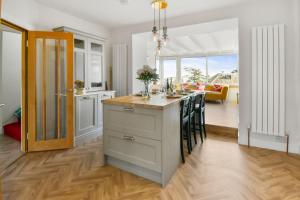 Seaside Place, Aberdour