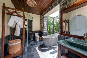 Deluxe có ban công (Deluxe Balcony)